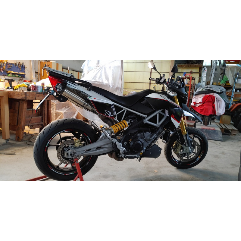 Aprilia dorsoduro sales 1200 exhaust