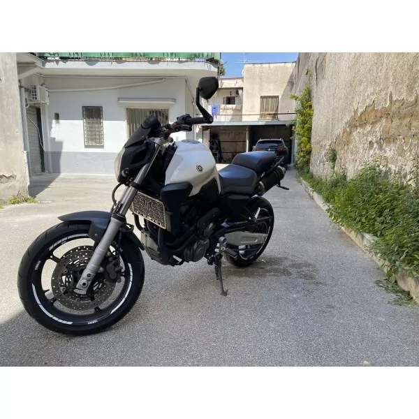 Short Titanium Black Roadsitalia Yamaha MT-03 2006-2014
