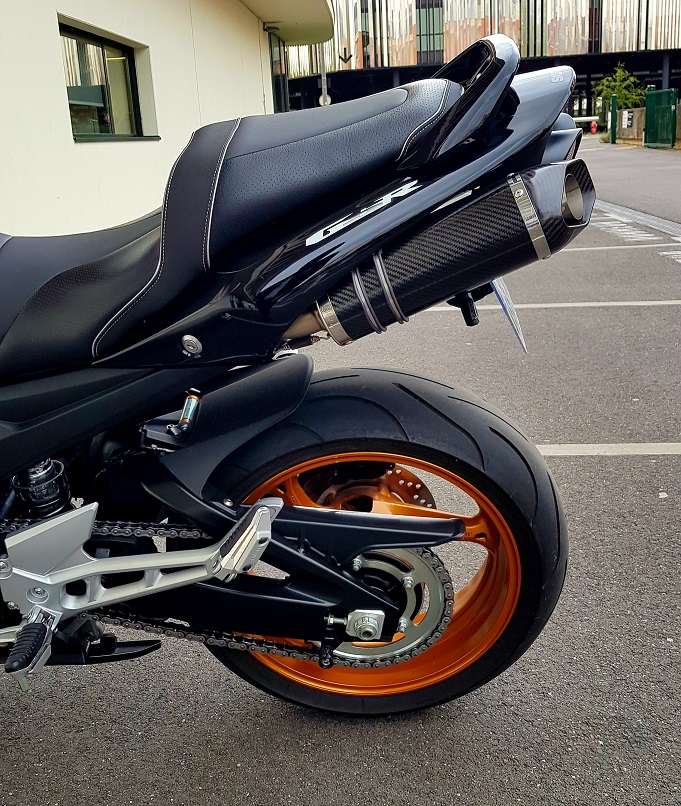 ARTAGO アルタゴ 32／X SUPPORT(車載専用ステー) GSR600 SUZUKI