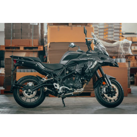 Thunder Titanium Black Roadsitalia Benelli TRK 502