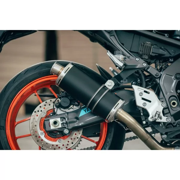 Short Titanium Black Roadsitalia Yamaha MT-09 2021-