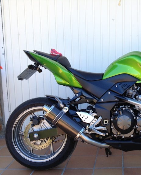 Exhaust for Kawasaki Z750 2007-2012 Short Carbon Exhaust for Kawasaki Z750 2007-2012 Short Carbon