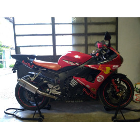 Yamaha r6 red bull discount