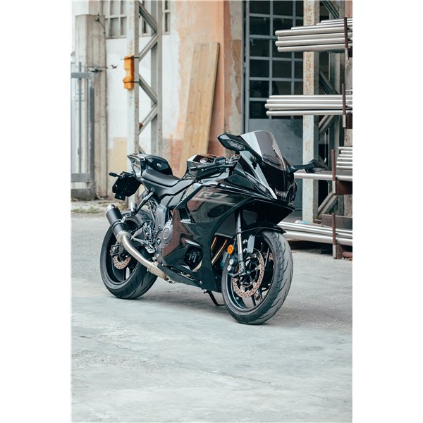 Thunder Titanium Black Roadsitalia Yamaha R7 2026-