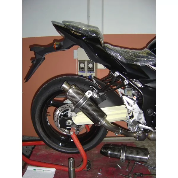 Tondo Carbon Roadsitalia Suzuki GSR 750