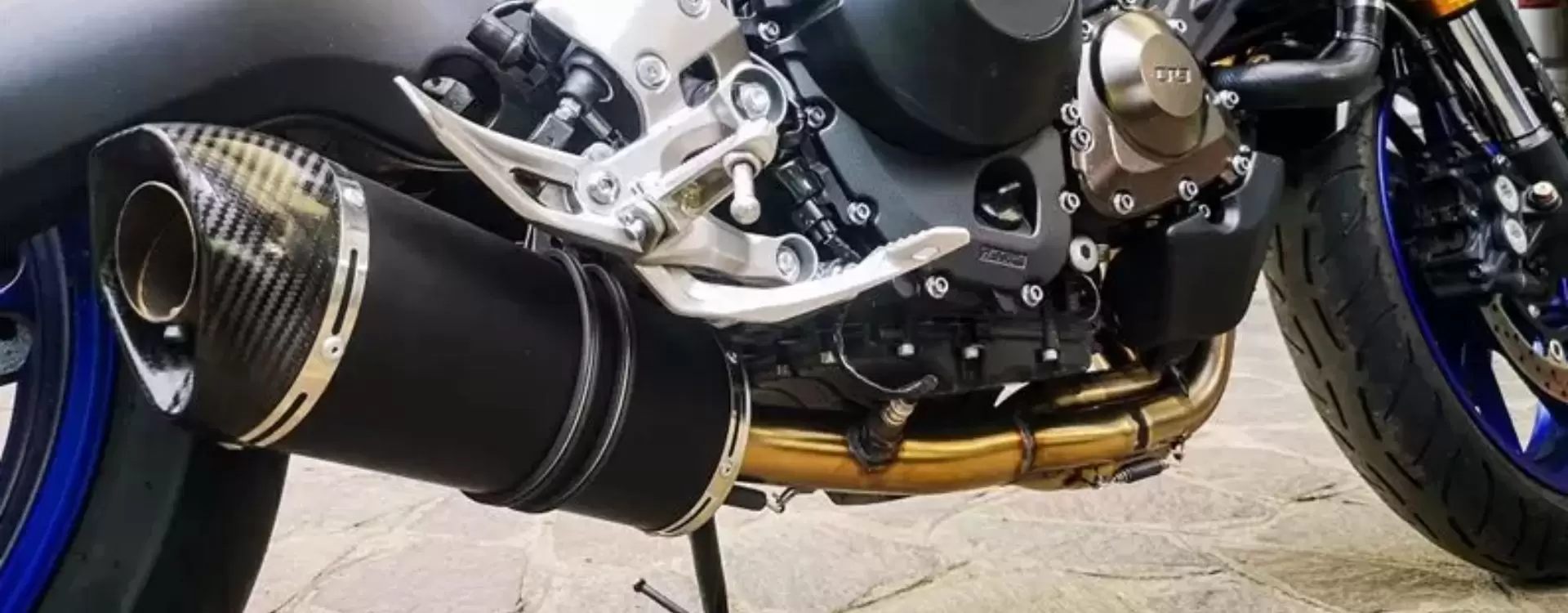 Mt 09 sales 2020 akrapovic