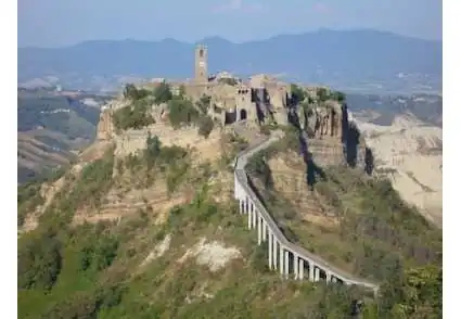 GIRO IN MOTO DEI 3 LAGHI VULCANICI: BOLSENA, BRACCIANO E VICO.