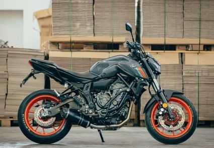 Yamaha MT-07 2021: La Naked bike dal carattere indomabile